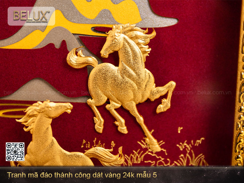 Tranh quà tặng mã đáo thành công dát vàng 24k mẫu 5